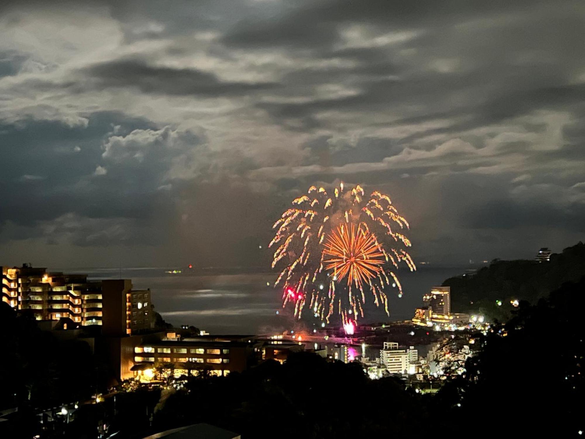 熱海温泉　実の別荘 Atami  Ngoại thất bức ảnh